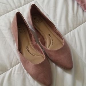 Blush flats